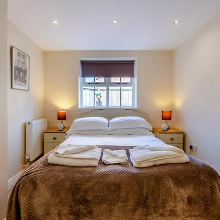 4 Bed In Oc-w089