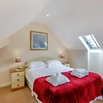 4 Bed In Oc-w089