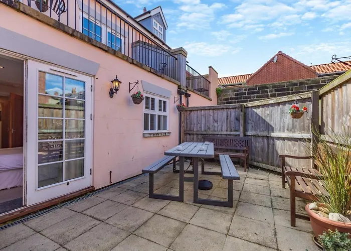 Holiday home 4 Bed In Oc-w089 *