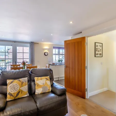 4 Bed In Oc-w089 惠特比